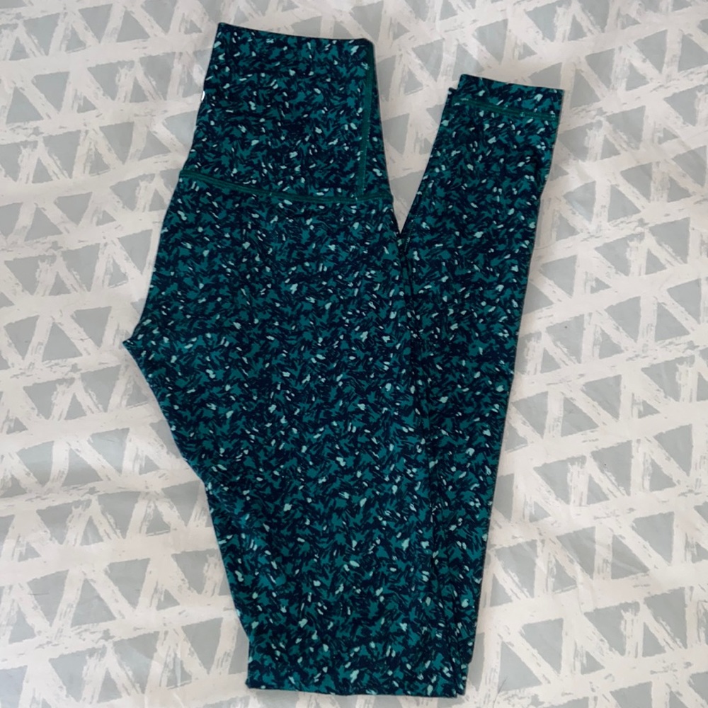 Lululemon, size 4, super high waisted, full length legging